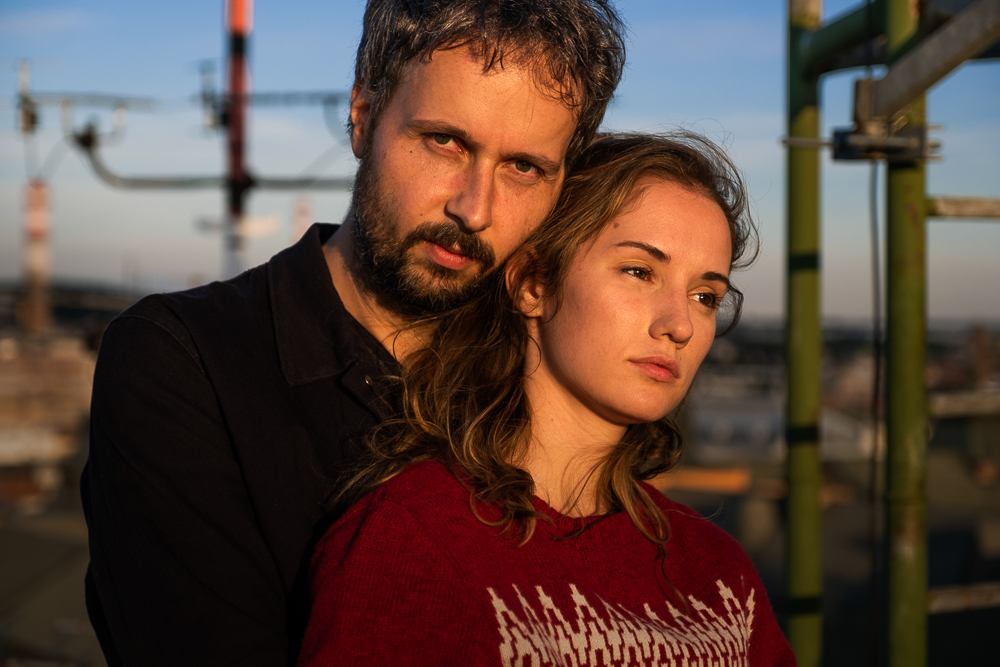 obrázek z filmu Marťanské lodě, Martin Kyšperský a Eliška Křenkov
